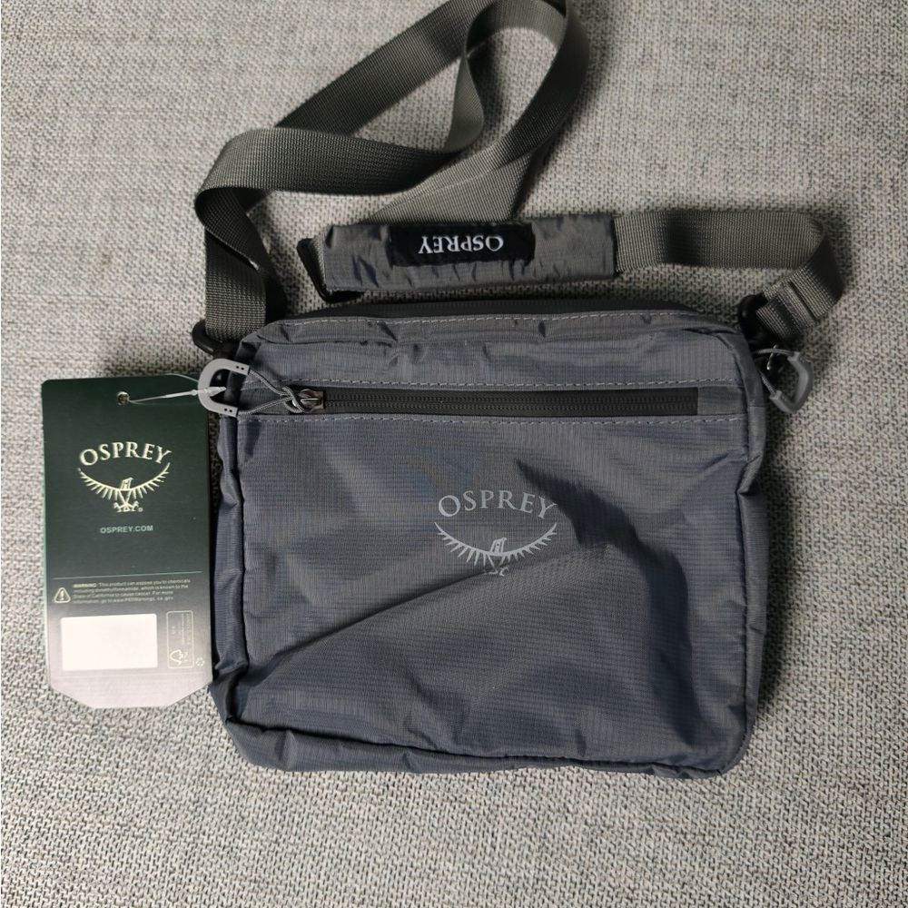 OSPREY Men's Compact Messenger Bag in Dark Gray
